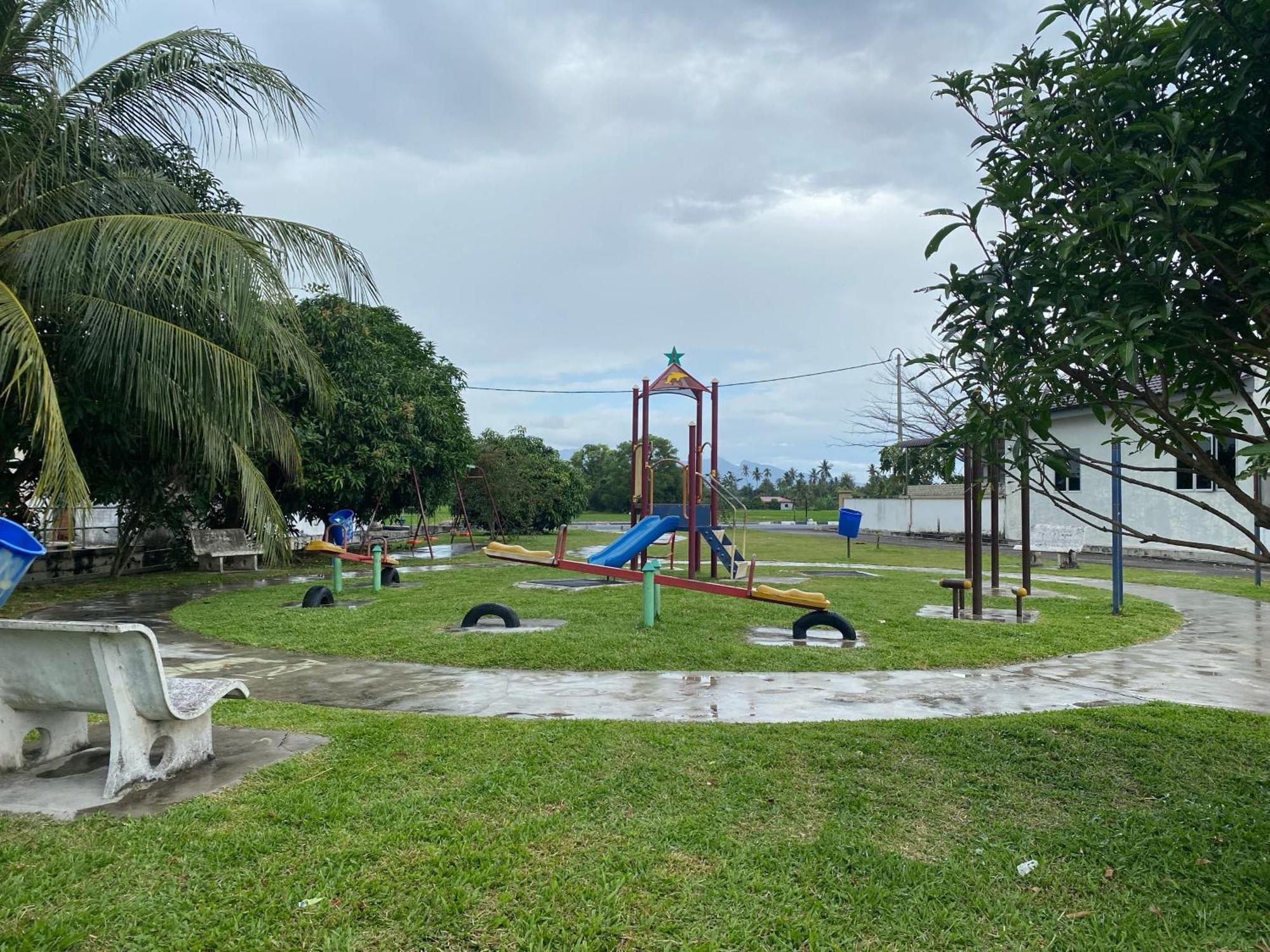 Homestay Desa Tikam Batu Sungai Petani Esterno foto