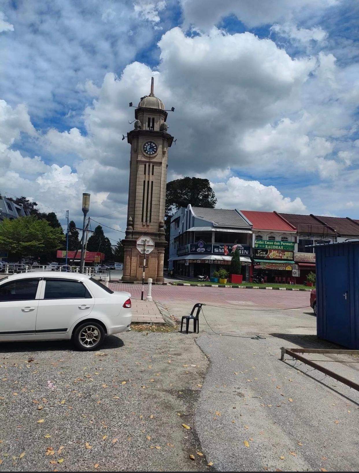 Homestay Desa Tikam Batu Sungai Petani Esterno foto